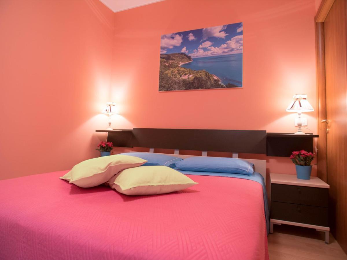 Juliette Rooms Iesi Exterior foto